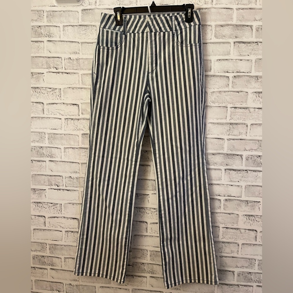 Women’s Anthropologie Alena blue & white striped boot up pants 28P - Picture 2 of 6